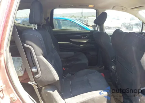 2020 Subaru Ascent Premium z USA, uszkodzony, nr VIN 4S4WMAFD0L3466993